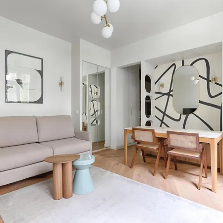 De Charme 1br Condorcet Saint-georges Paris