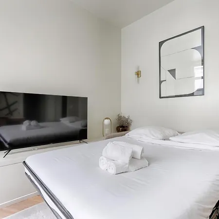 De Charme 1br Condorcet Saint-georges *