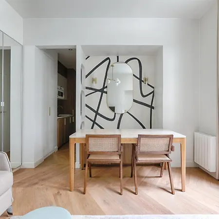 Lägenhet De Charme 1br Condorcet Saint-georges