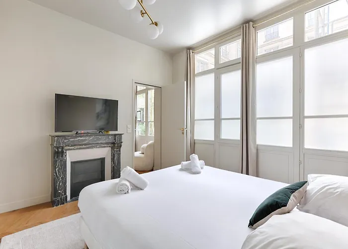 De Charme 1br Condorcet Saint-georges * Paris