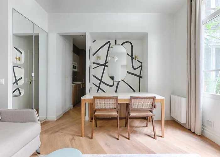 Lejlighed De Charme 1br Condorcet Saint-georges